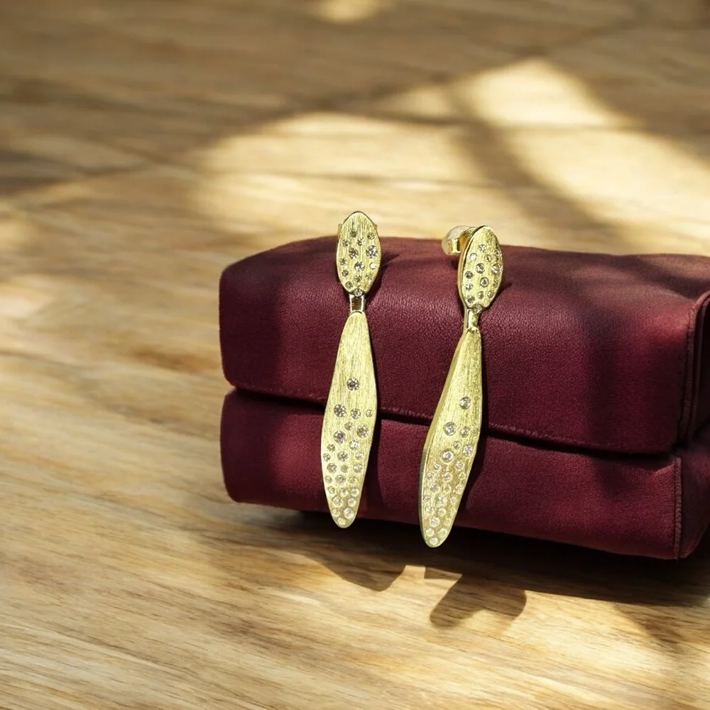 NEW Elegant Brushed Gold-Plated Sterling Silver Crystal Encrusted Drop Earrings